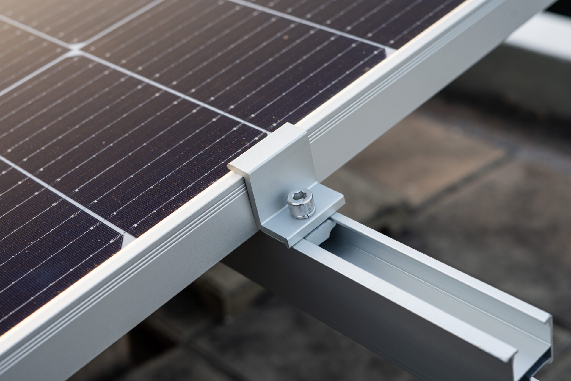 Assembly And Installation Of Solar Cell Systems